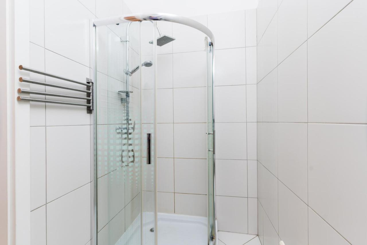 Sesame Wide Apartment Budapest Bagian luar foto