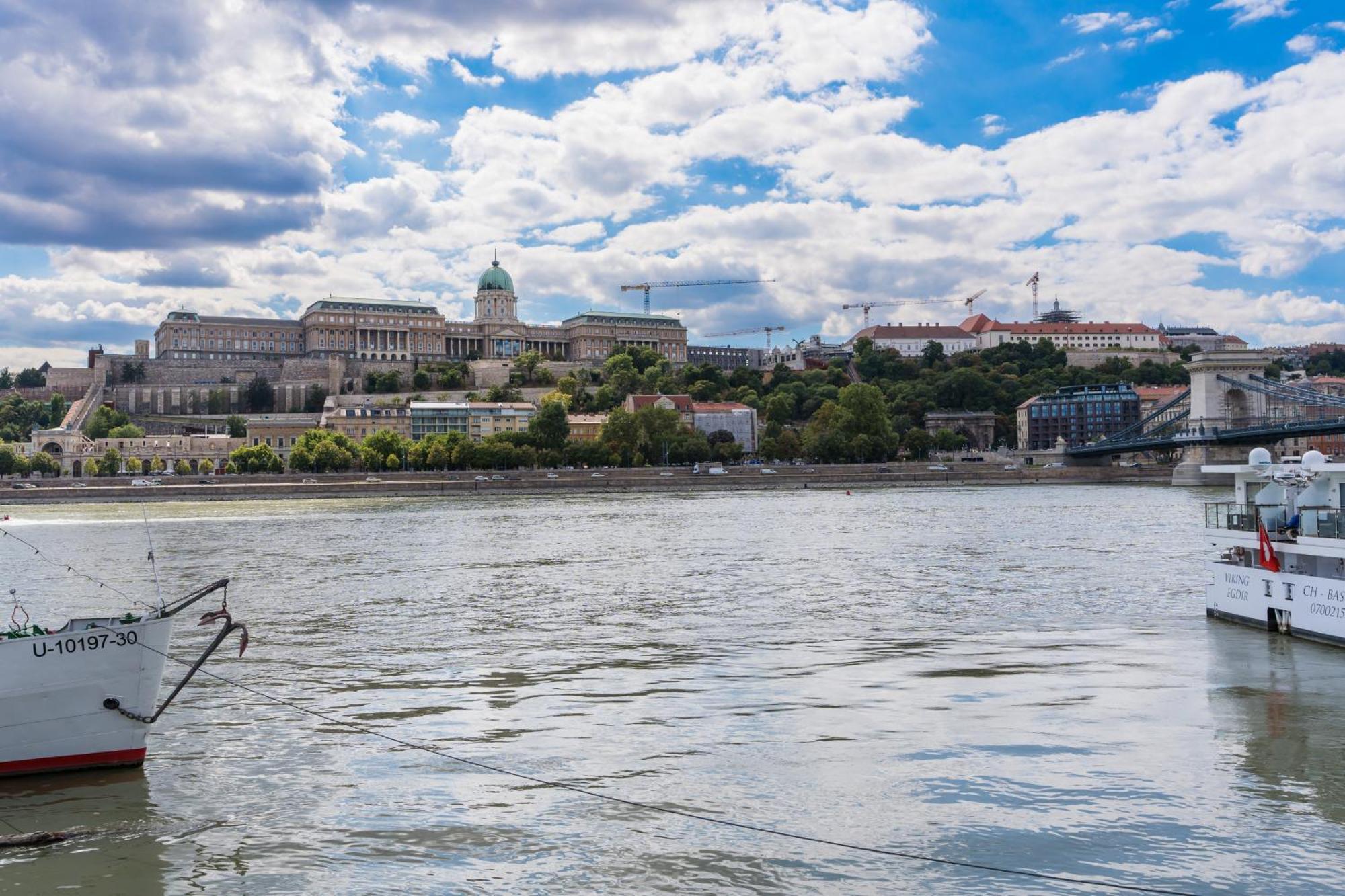 Sesame Wide Apartment Budapest Bagian luar foto